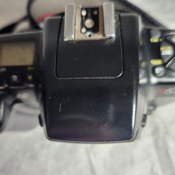 Nikon N6006 AF 35MM Tested Vintage Film Camera With Tamron Lens Pre-owned - Picture 7 of 13